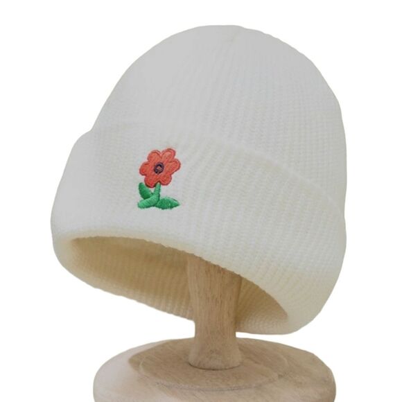 Flower Embroidered Beanie flower - Picture 1 of 3